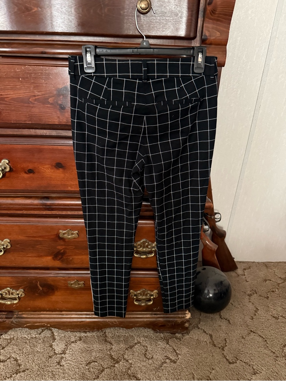 Old Navy Black Windowpane Cropped Stretch Pants